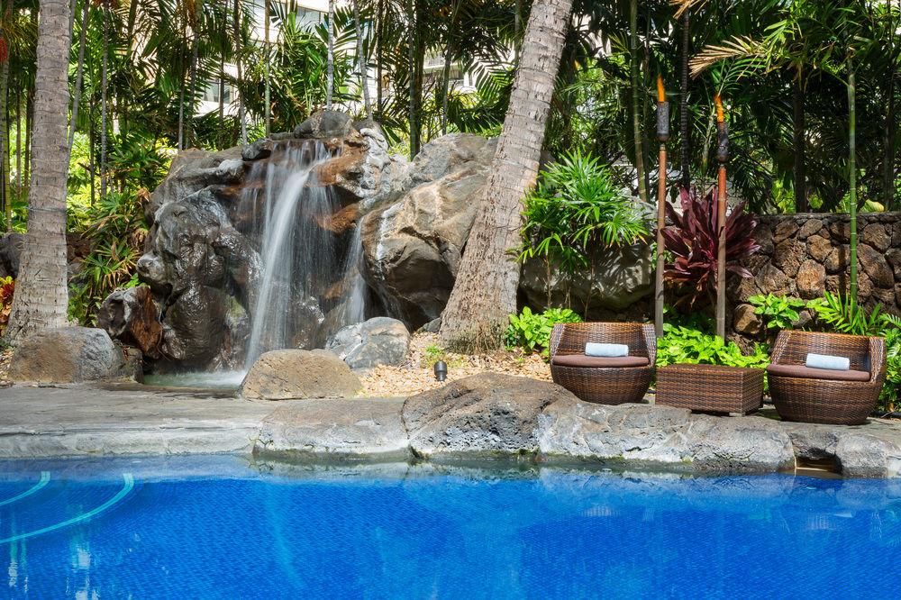 Courtyard By Marriott Waikiki Beach Honolulu Buitenkant foto